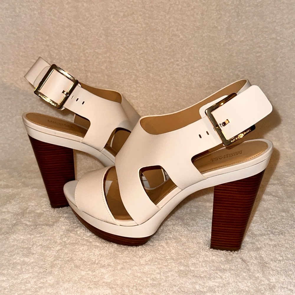 MICHAEL KORS
Carla Platform - Picture 3 of 5
